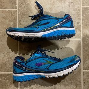 Brooks Hero 7 Running Shoes